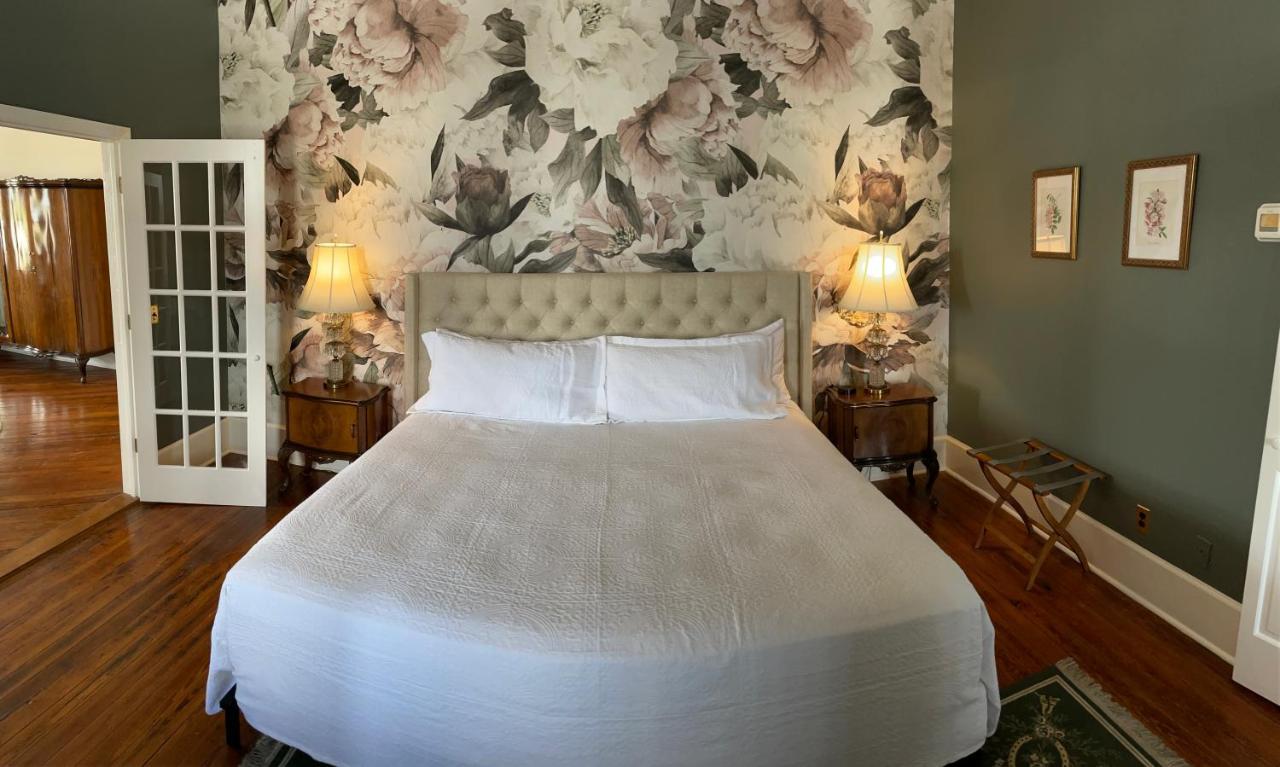 The Grand Hotel Hogansville Экстерьер фото